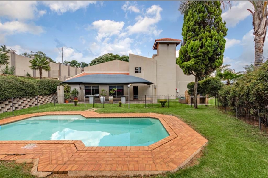 To Let 0 Bedroom Property for Rent in Melville Gauteng