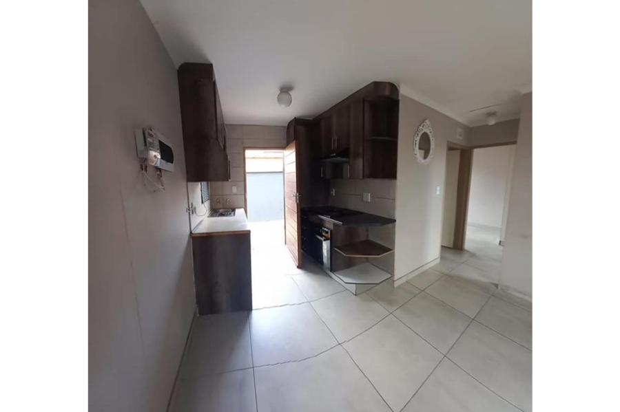 To Let 2 Bedroom Property for Rent in Mahube Valley Gauteng