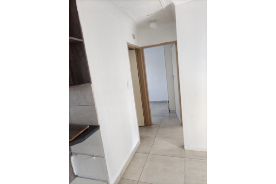 To Let 2 Bedroom Property for Rent in Mahube Valley Gauteng
