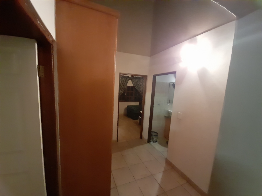 To Let 3 Bedroom Property for Rent in Lochvaal Gauteng