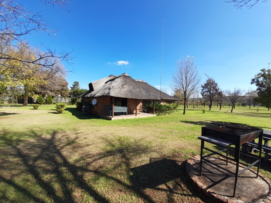 To Let 3 Bedroom Property for Rent in Lochvaal Gauteng