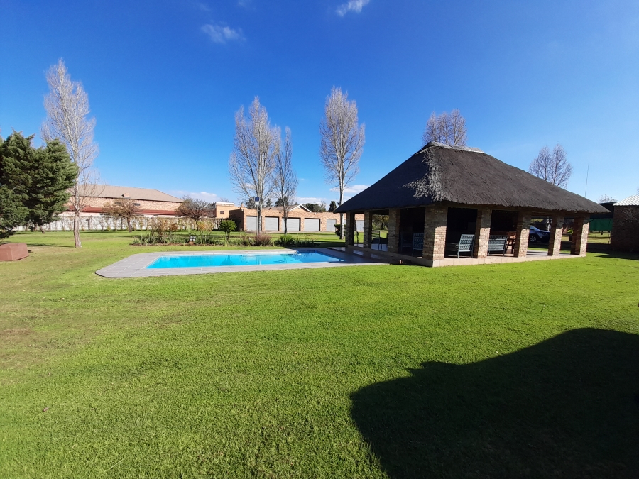 To Let 3 Bedroom Property for Rent in Lochvaal Gauteng