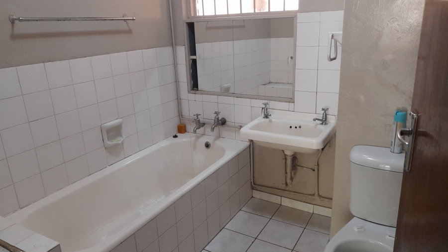 To Let 1 Bedroom Property for Rent in Vanderbijlpark CW 2 Gauteng