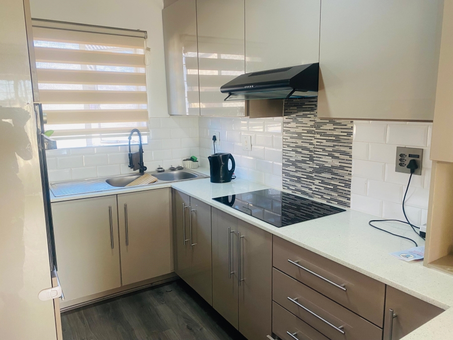 2 Bedroom Property for Sale in East Lynne Gauteng
