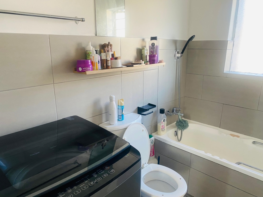 2 Bedroom Property for Sale in East Lynne Gauteng
