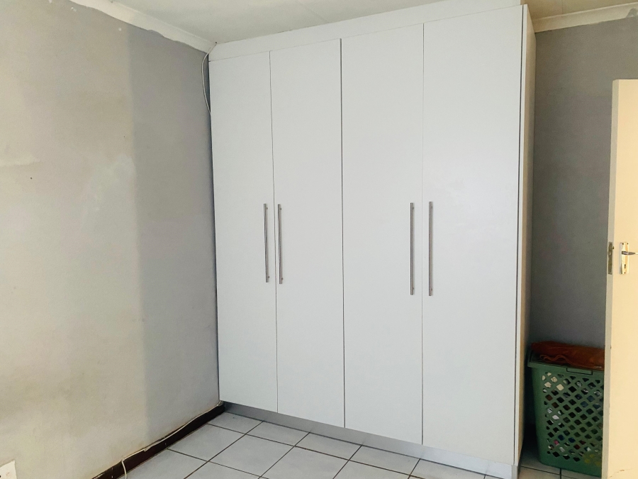 2 Bedroom Property for Sale in East Lynne Gauteng