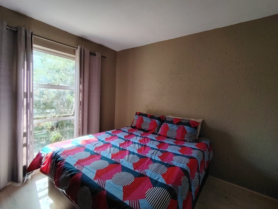 2 Bedroom Property for Sale in Brackendowns Gauteng