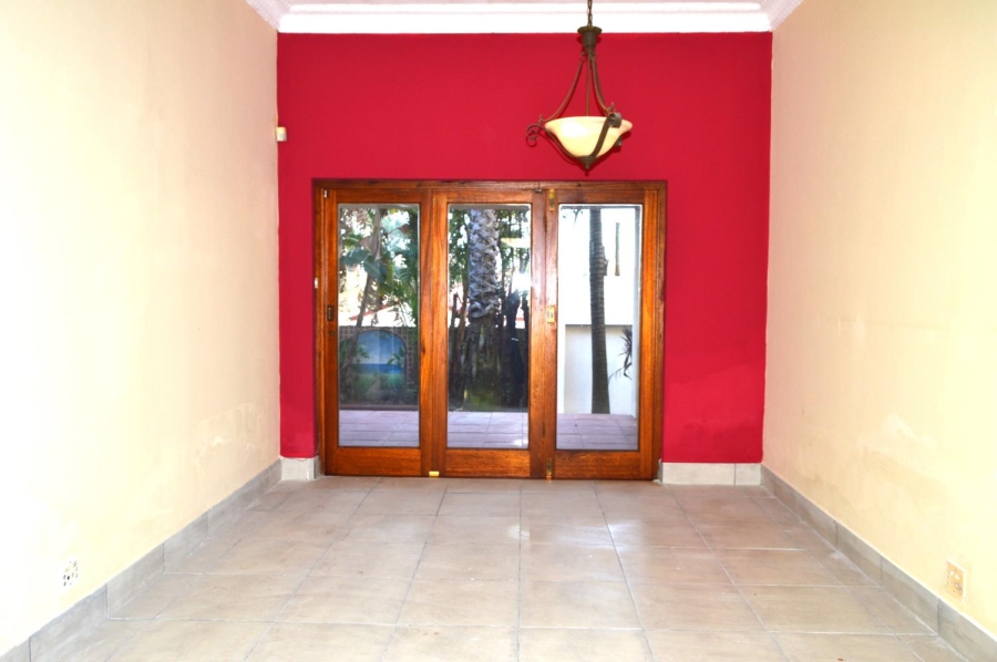 2 Bedroom Property for Sale in Orange Grove Gauteng