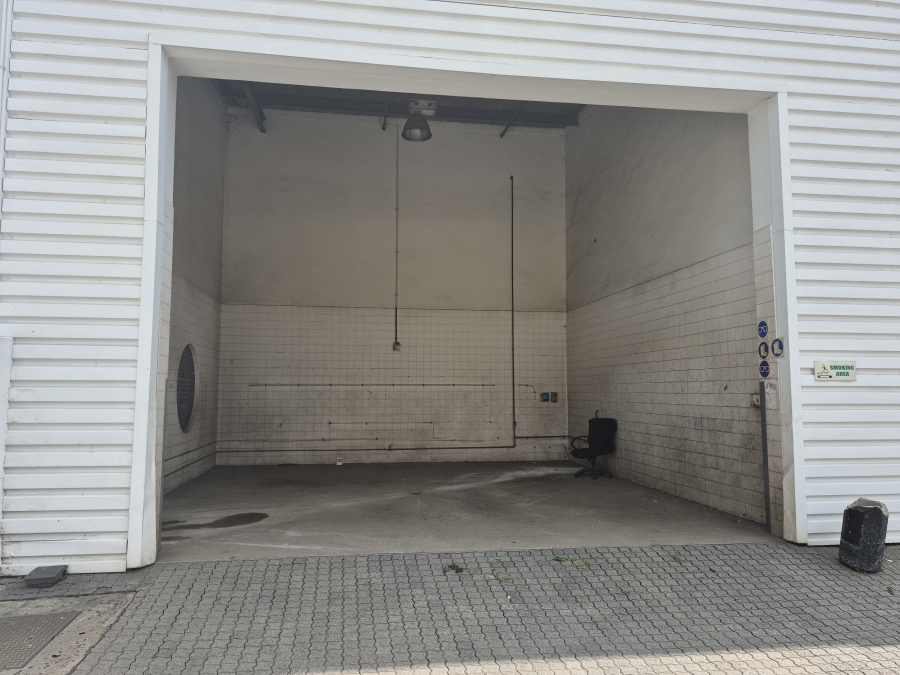 To Let commercial Property for Rent in Meadowdale Gauteng