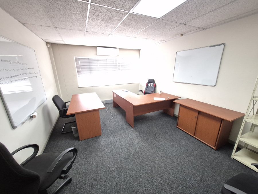 To Let commercial Property for Rent in Sunnyrock Gauteng