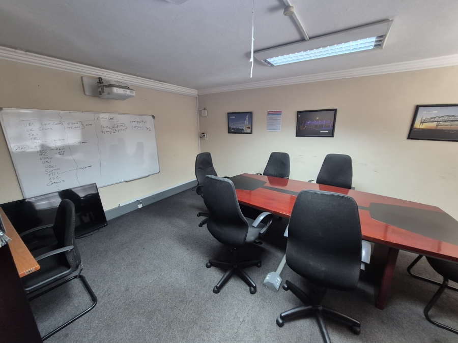 To Let commercial Property for Rent in Sunnyrock Gauteng