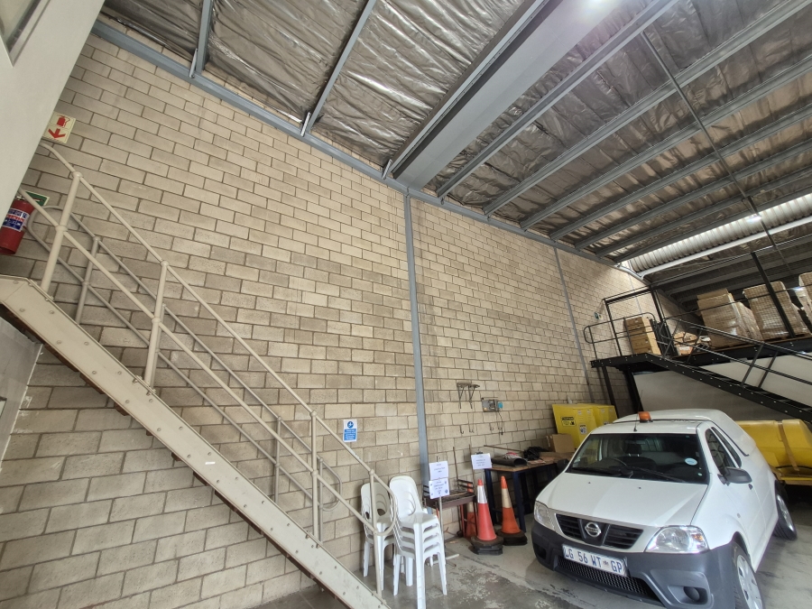 To Let commercial Property for Rent in Sunnyrock Gauteng