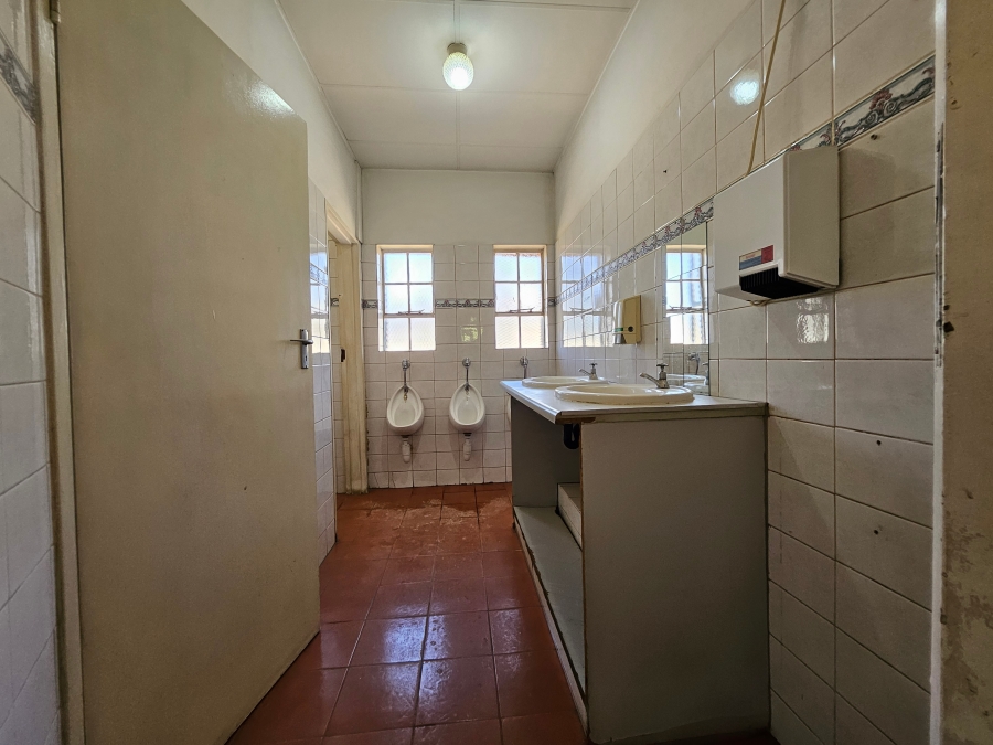 To Let commercial Property for Rent in Rosslyn Gauteng