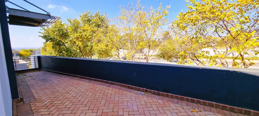 To Let commercial Property for Rent in Bryanston Gauteng