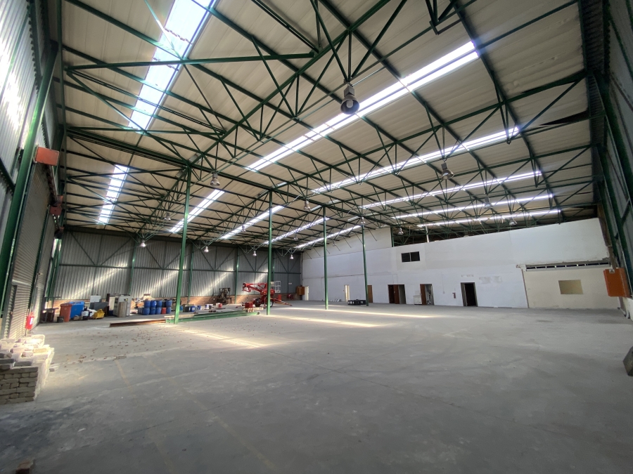 To Let commercial Property for Rent in Randjespark Gauteng