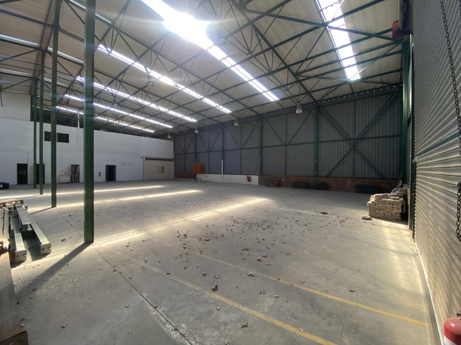 To Let commercial Property for Rent in Randjespark Gauteng
