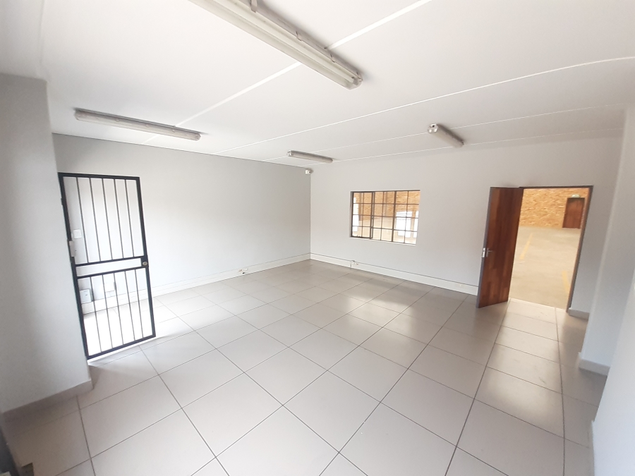 To Let commercial Property for Rent in Strijdom Park Gauteng