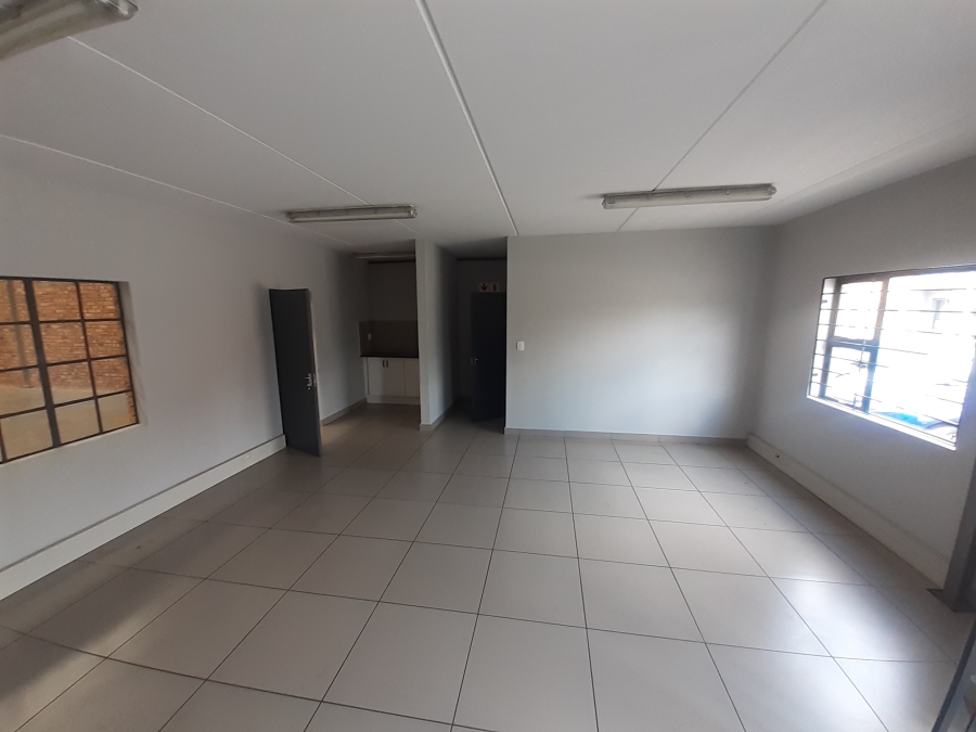 To Let commercial Property for Rent in Strijdom Park Gauteng