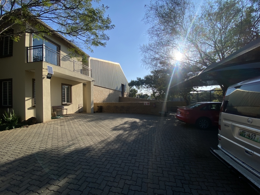 Commercial Property for Sale in Longmeadow Gauteng