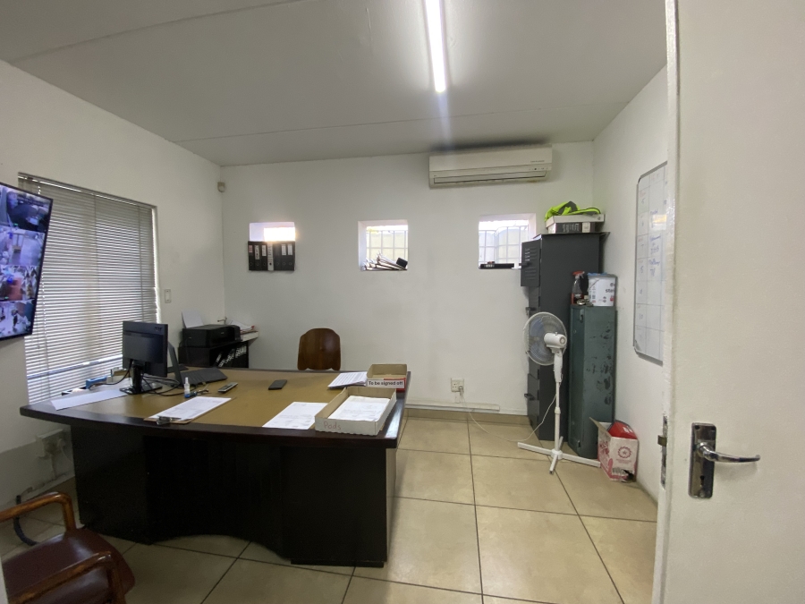Commercial Property for Sale in Longmeadow Gauteng