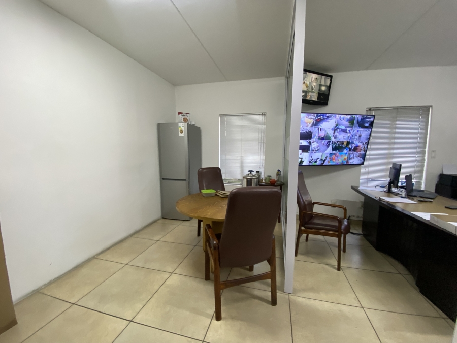 Commercial Property for Sale in Longmeadow Gauteng