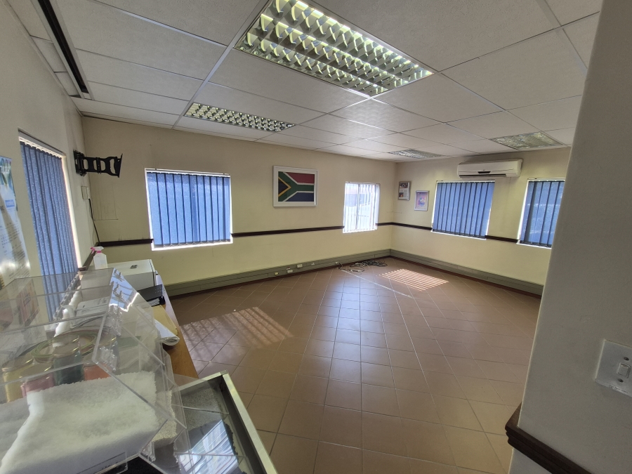 To Let commercial Property for Rent in Meadowdale Gauteng