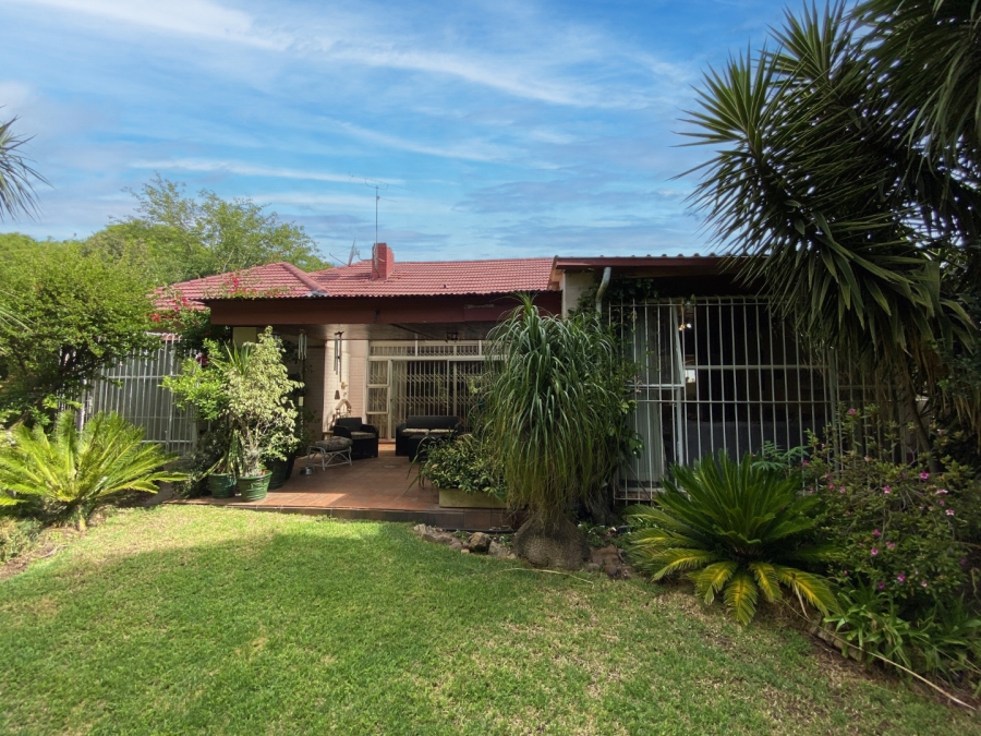 3 Bedroom Property for Sale in Cheltondale Gauteng