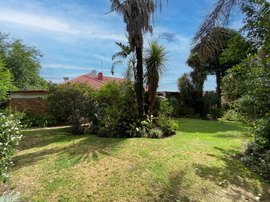 3 Bedroom Property for Sale in Cheltondale Gauteng