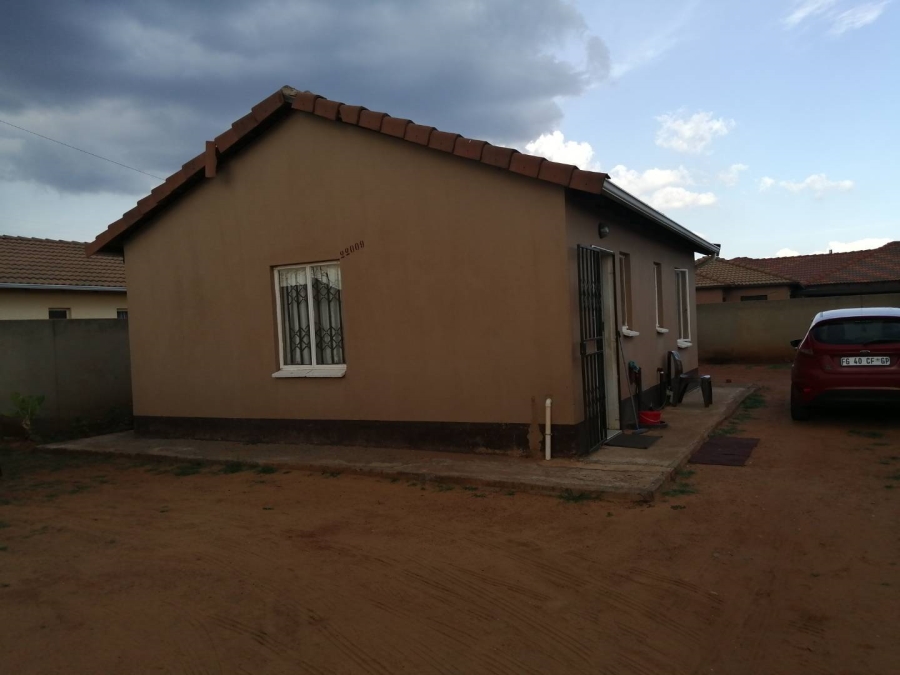 2 Bedroom Property for Sale in Protea Glen Gauteng