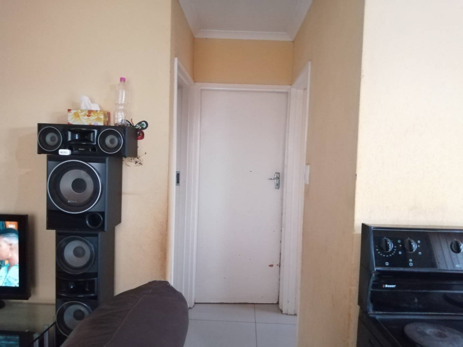 2 Bedroom Property for Sale in Protea Glen Gauteng