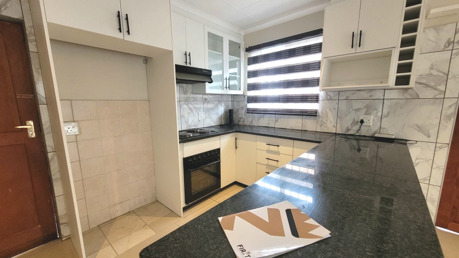 To Let 3 Bedroom Property for Rent in The Reeds Gauteng