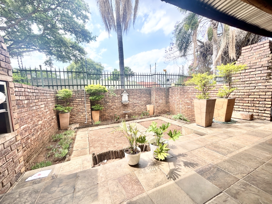 To Let 3 Bedroom Property for Rent in Silverton Gauteng