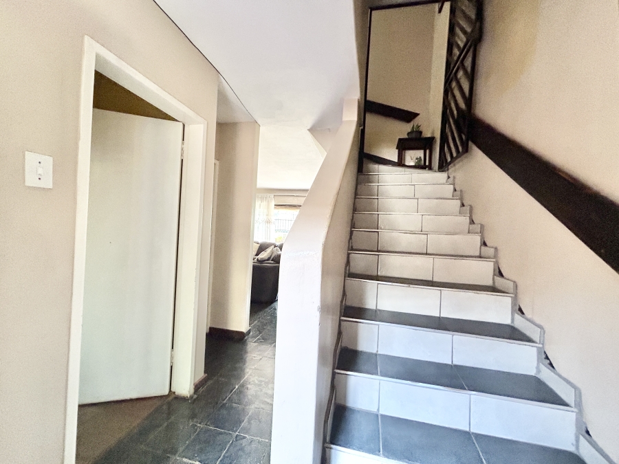 To Let 3 Bedroom Property for Rent in Silverton Gauteng