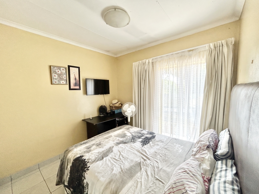 To Let 3 Bedroom Property for Rent in Silverton Gauteng