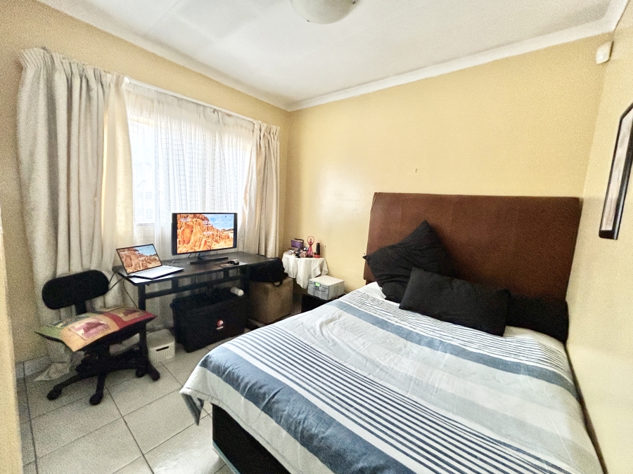 To Let 3 Bedroom Property for Rent in Silverton Gauteng
