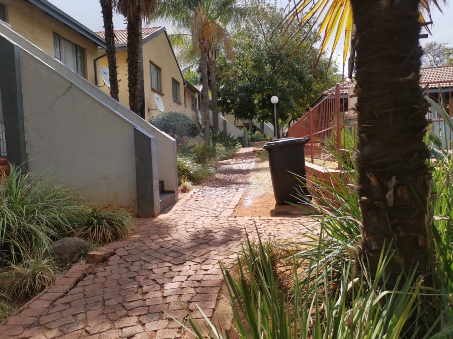1 Bedroom Property for Sale in Philip Nel Park Gauteng