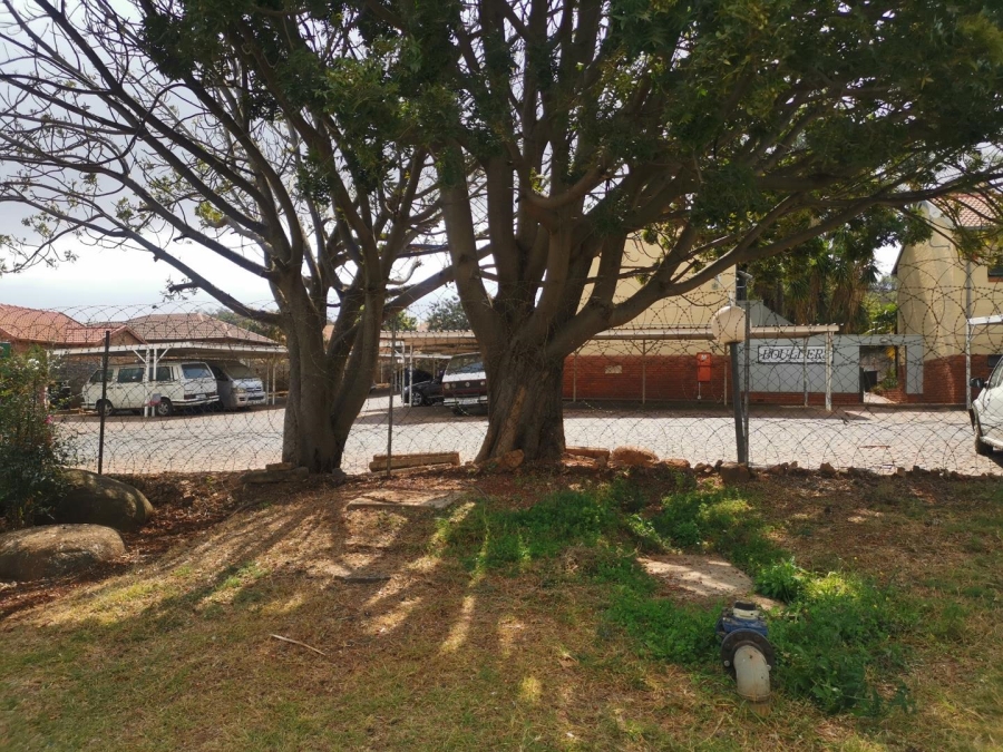 1 Bedroom Property for Sale in Philip Nel Park Gauteng