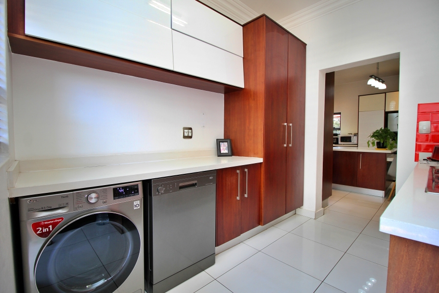 4 Bedroom Property for Sale in Waterfall Country Village Gauteng