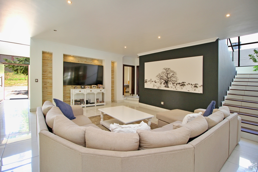 4 Bedroom Property for Sale in Waterfall Country Village Gauteng