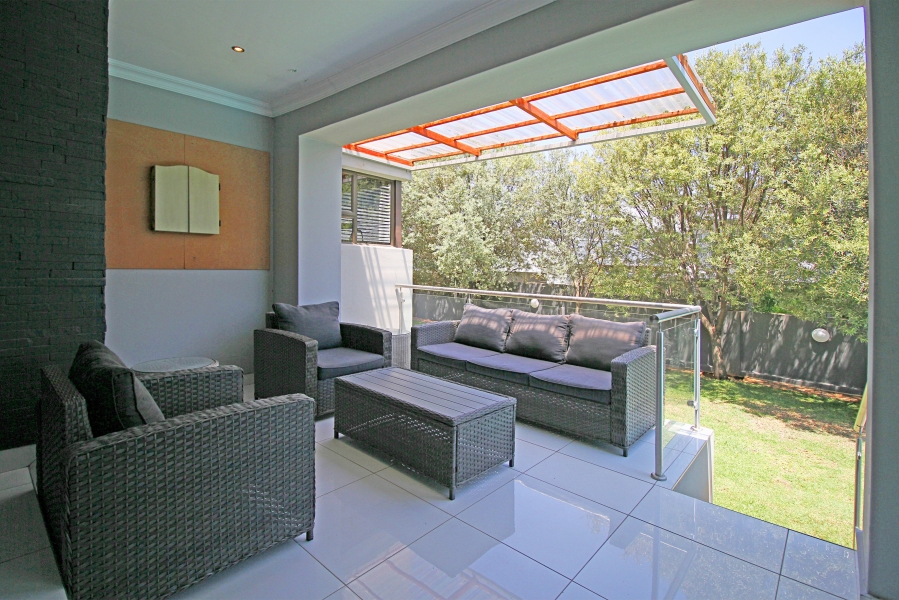 4 Bedroom Property for Sale in Waterfall Country Village Gauteng