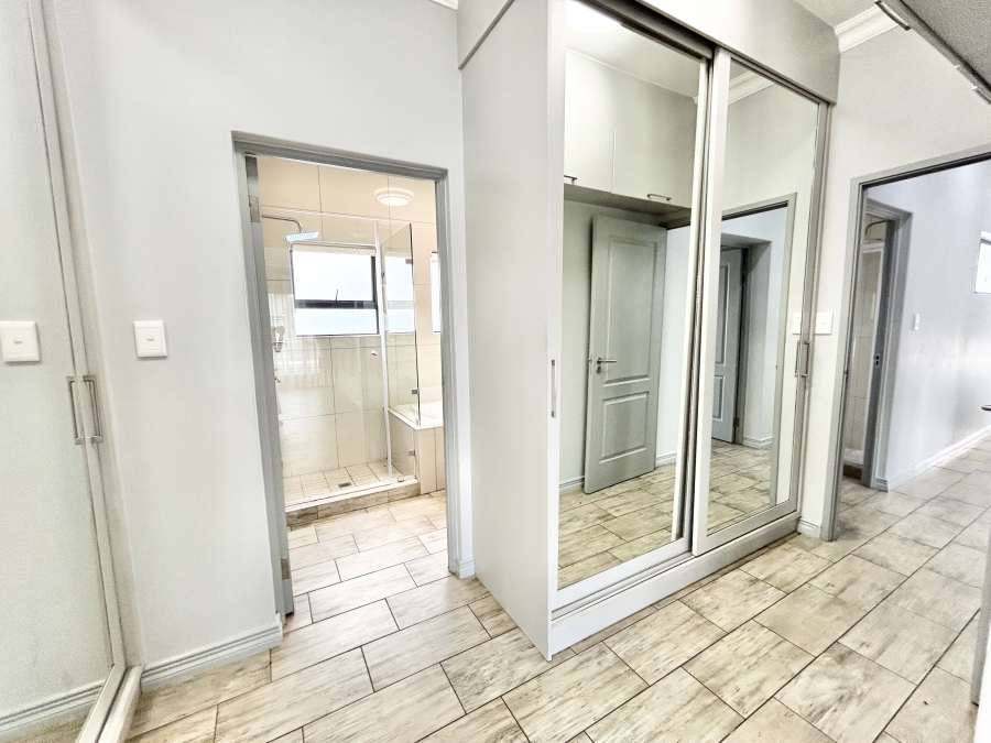 To Let 4 Bedroom Property for Rent in Midstream Estate Gauteng