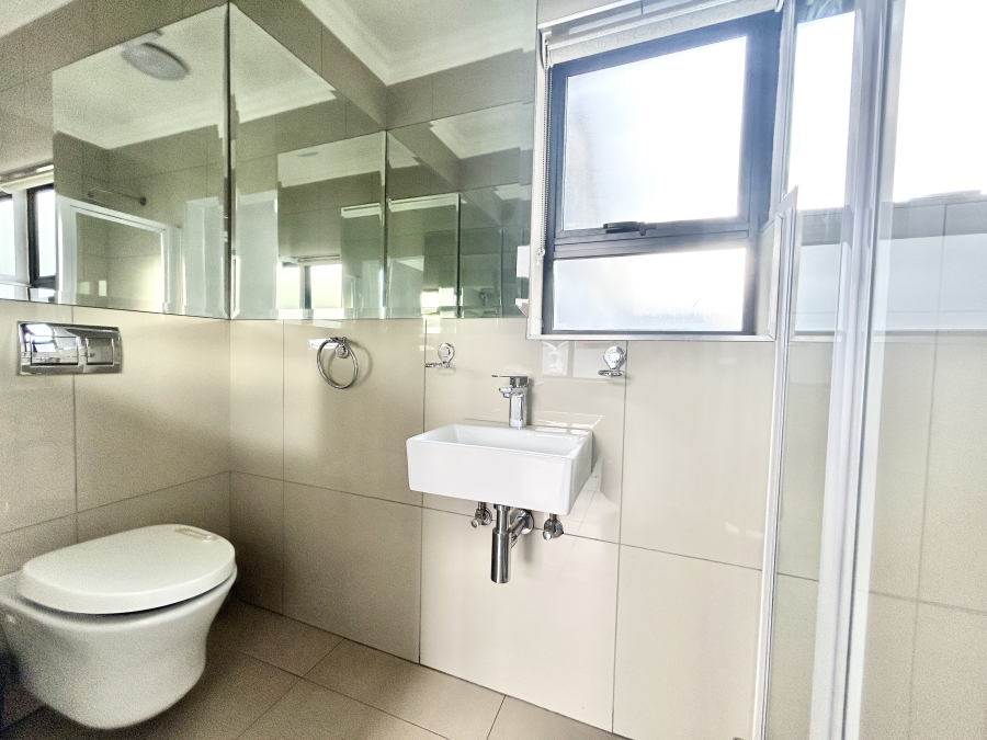 To Let 4 Bedroom Property for Rent in Midstream Estate Gauteng