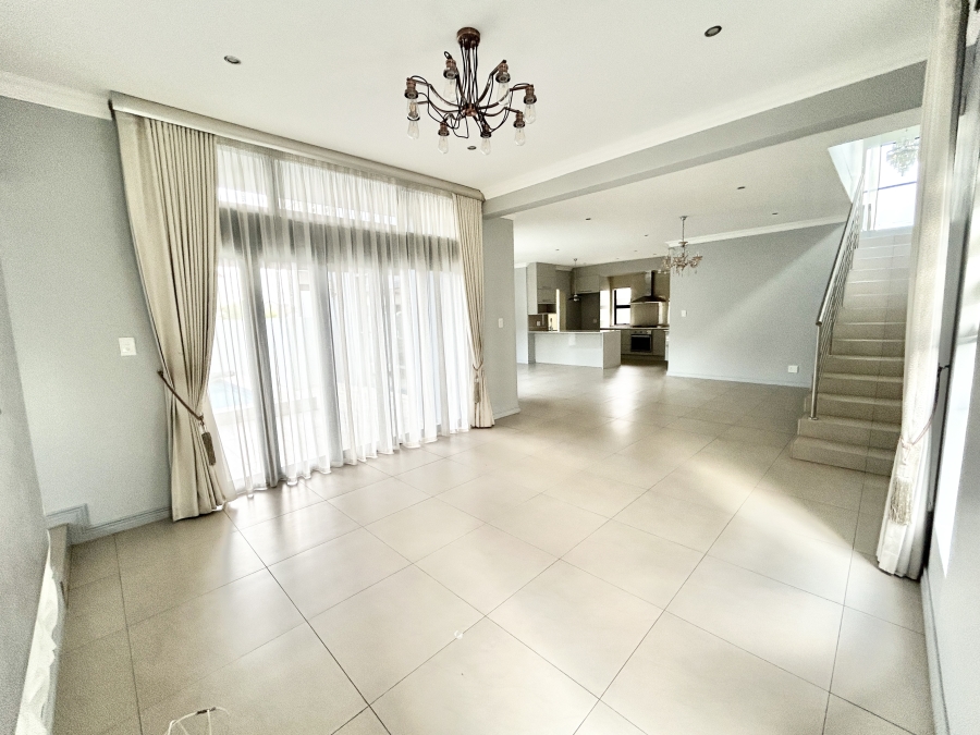 To Let 4 Bedroom Property for Rent in Midstream Estate Gauteng