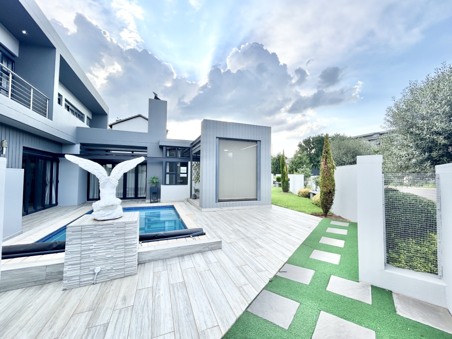 To Let 4 Bedroom Property for Rent in Midstream Estate Gauteng