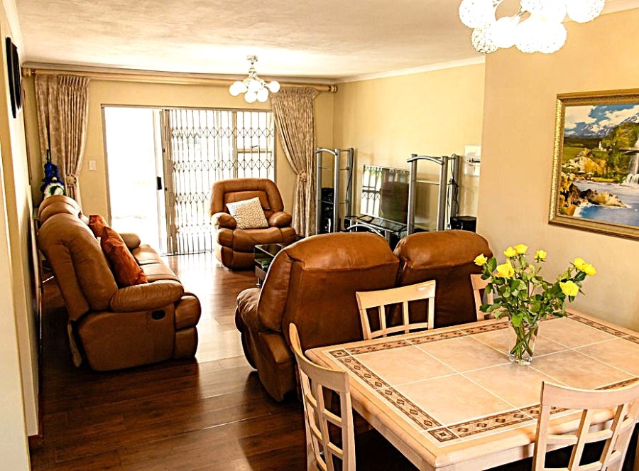4 Bedroom Property for Sale in Montana Gauteng