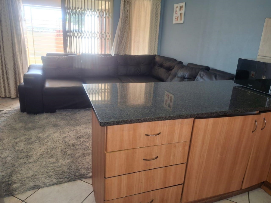 2 Bedroom Property for Sale in Florida Glen Gauteng