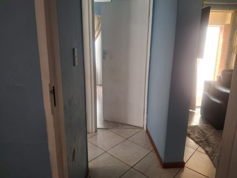 2 Bedroom Property for Sale in Florida Glen Gauteng