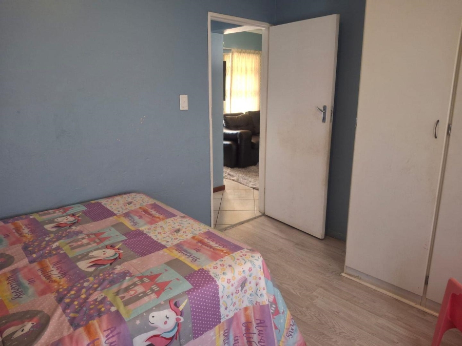 2 Bedroom Property for Sale in Florida Glen Gauteng