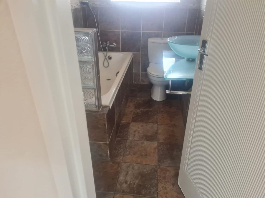 2 Bedroom Property for Sale in Florida Gauteng