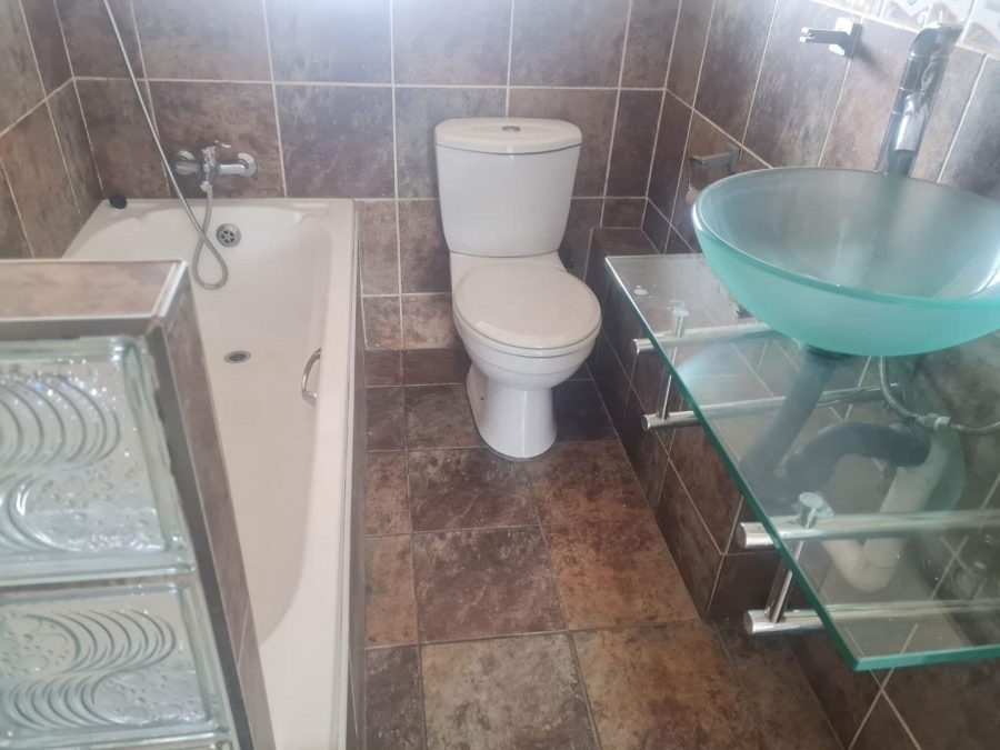 2 Bedroom Property for Sale in Florida Gauteng